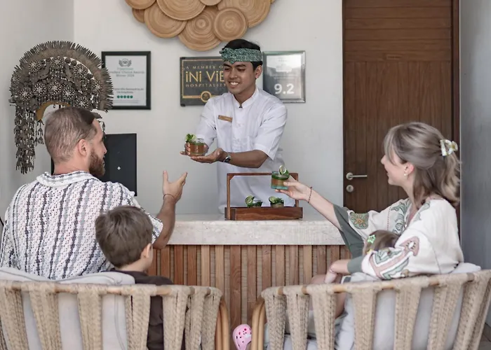 Eight Palms By Ini Vie Hospitality سمينياك