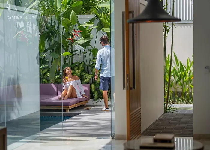 Eight Palms By Ini Vie Hospitality * سمينياك